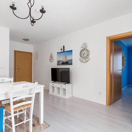 1 Bedroom Gorgeous Apartment In Mošćenička Draga Exteriör bild