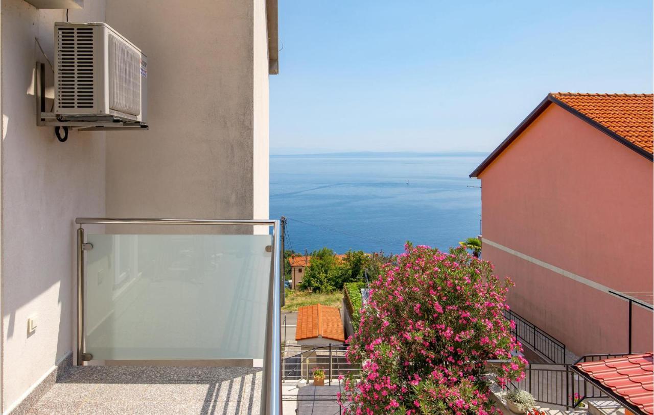 1 Bedroom Gorgeous Apartment In Mošćenička Draga Exteriör bild