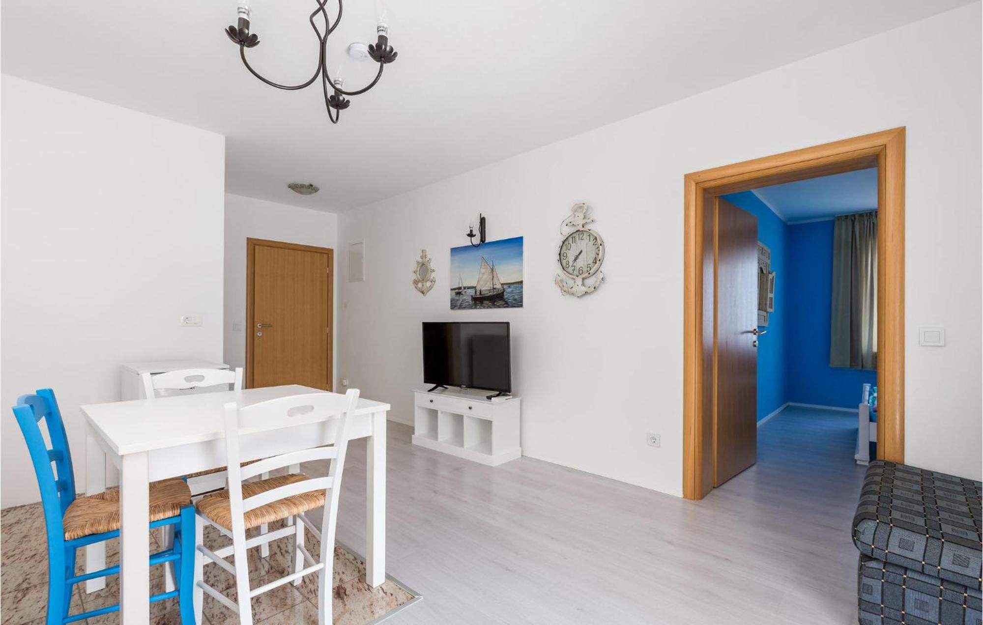 1 Bedroom Gorgeous Apartment In Mošćenička Draga Exteriör bild